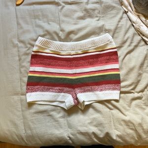 size medium aerie crochet shorts
